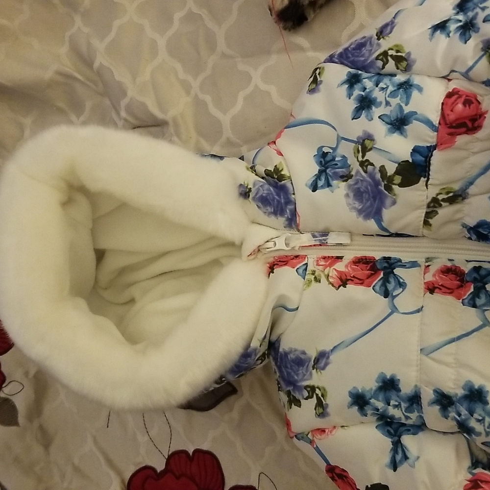 Girls coats, Rothschild and Pistachio